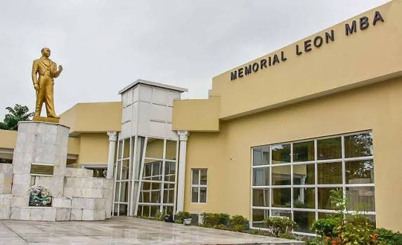 Memorial Leon Mba